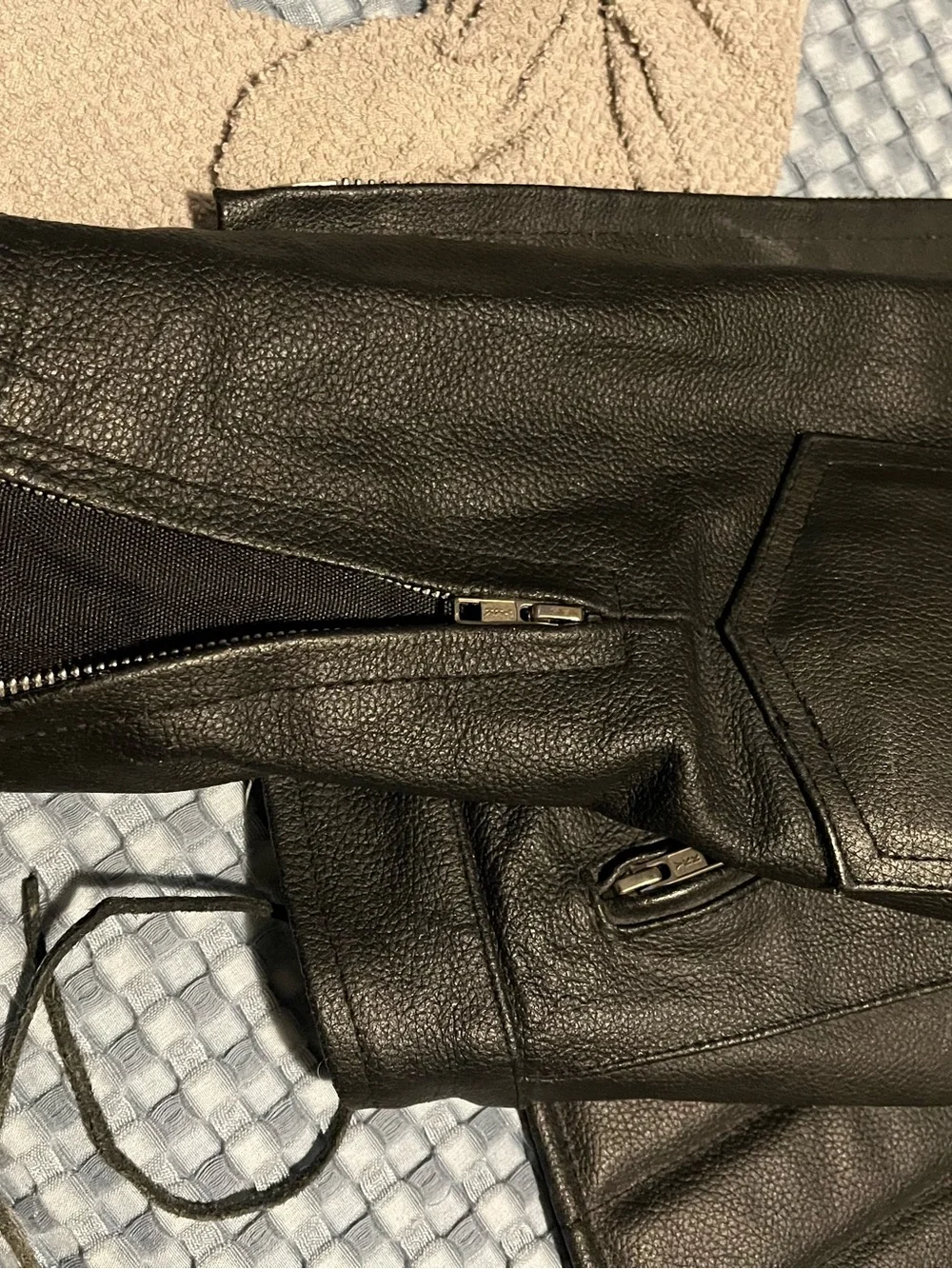 Men's Black Genuine Leather Bomber Jacket